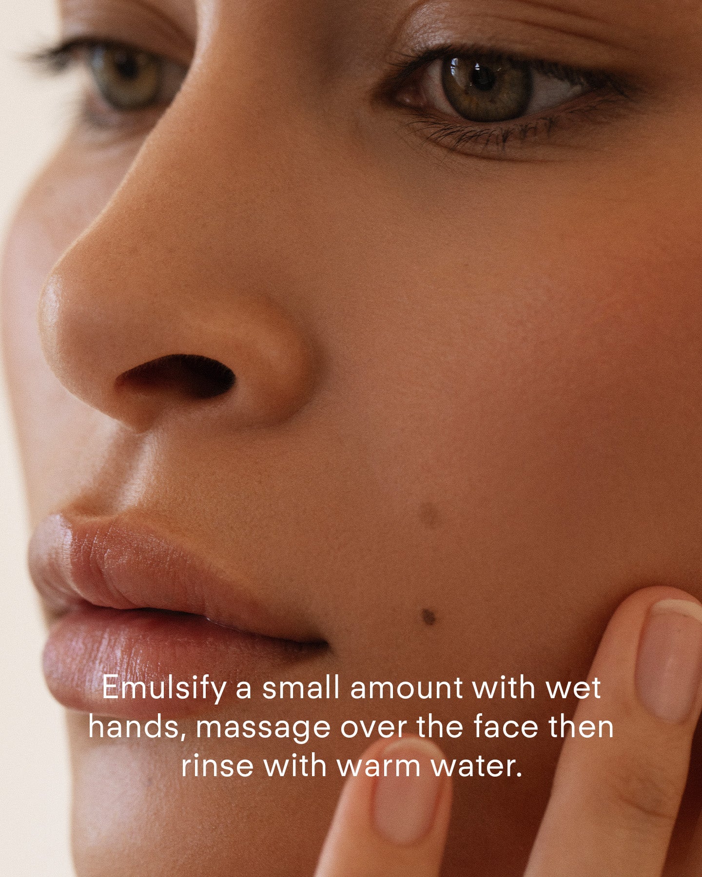 Ultra Brightening Foaming Cleanser